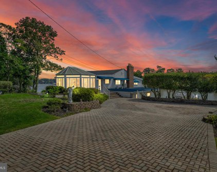 8103 Stone Haven Dr, Glen Burnie