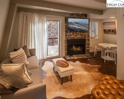 58 Creekside Drive Unit A, Banner Elk