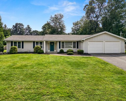 8 Montcastle Drive, Chelmsford