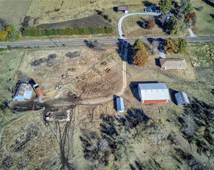 16271 Evans Road, Basehor