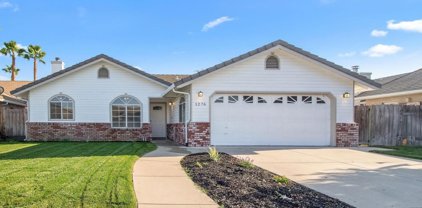 1276 Wawona St., Manteca