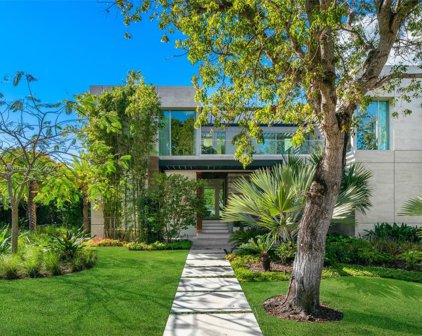 390 Pacific Rd, Key Biscayne