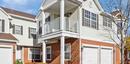 846 Lansing Court, Vernon Hills