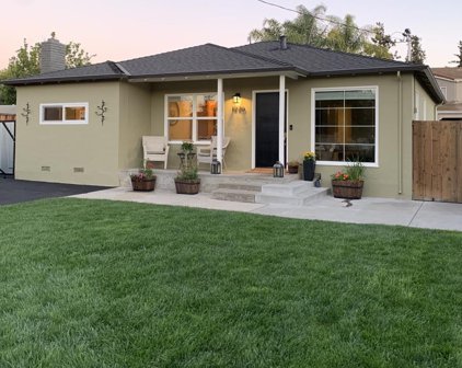 1226 W Hacienda Avenue, Campbell