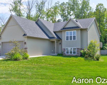 4630 Cider Wood Drive NW, Walker