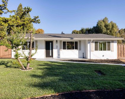 32 Alan Way, Martinez