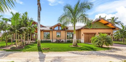 6651 Lada Lane, Bokeelia