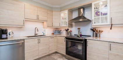 1576 Merklin Street Unit 214, White Rock