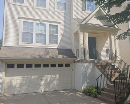 8909 Hanson Grove Ct, Manassas