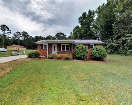 201 High Meadows Road, Thomasville