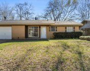 902 Martha Dr, Gladewater image