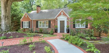 3890 Lake Forrest Nw Drive, Atlanta