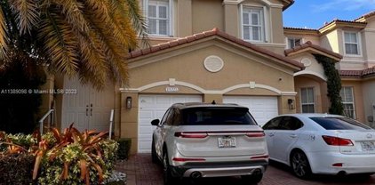 11225 Nw 74th Ter, Doral