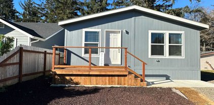 1152 Breen, Crescent City