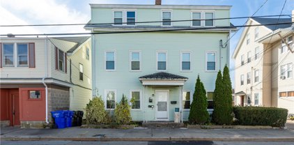 230 Washington Street, Central Falls
