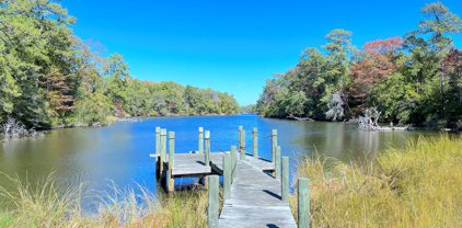 Mob Neck Road, Heathsville