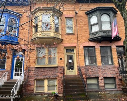152 Chestnut Street, Albany