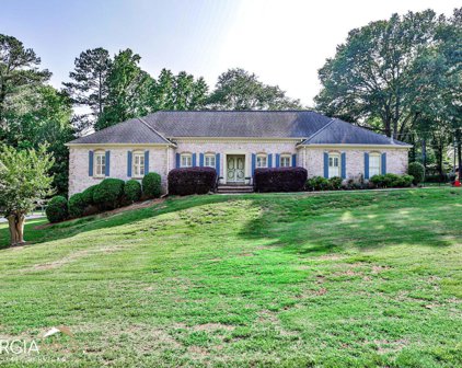 527 SW Daisy Nash Drive, Lilburn
