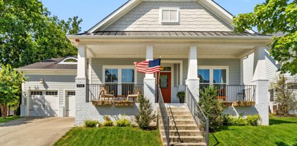 648 Streamside Ln, Franklin
