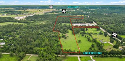 15857 N Fm 149 Road, Montgomery