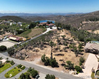 2 Skyridge, Poway