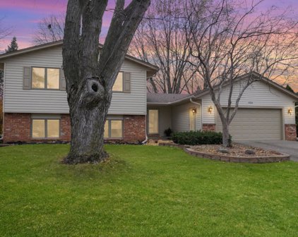 4326 Bear Path Trail, Eagan