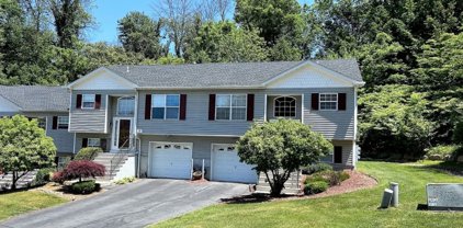 32 Oak Point Drive, Hamburg Boro