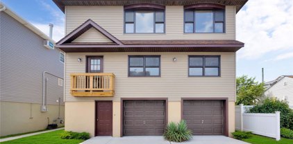 7 Boyd Street, Long Beach