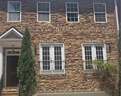 10950 Brunson Drive, Johns Creek