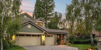 560 Buttonwood Dr, Danville