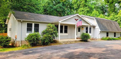 14559 Minnieville Rd, Woodbridge