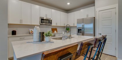 2720 Fordham Street, Columbia