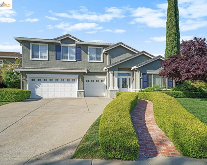 1364 Oak Crest Ct, Antioch