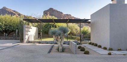 6226 N 51st Place, Paradise Valley