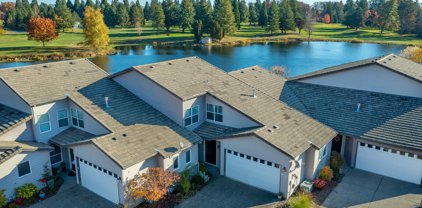 1324 NW OAKMONT CT, McMinnville