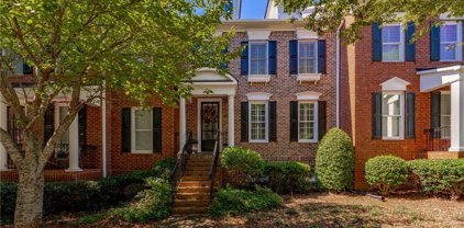 5002 Davenport Place, Roswell