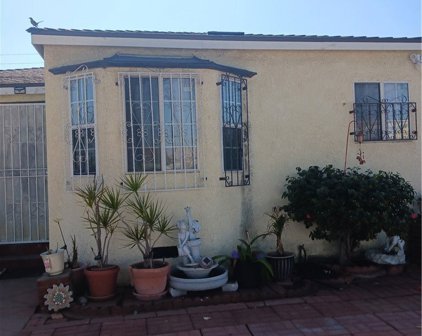 2442 Southern Avenue, South Gate