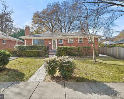9522 Crosby Rd, Silver Spring