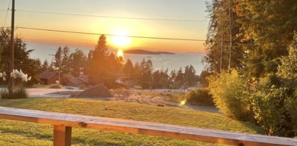 5302 Selma Park Road Unit 1, Sechelt