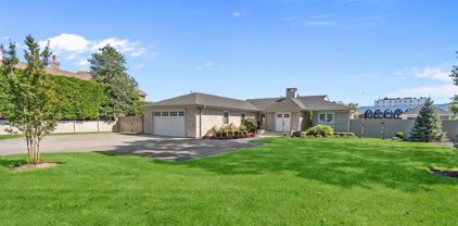 4 Biltmore Avenue, Oakdale