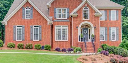 1786 Crowes Lake Court, Lawrenceville