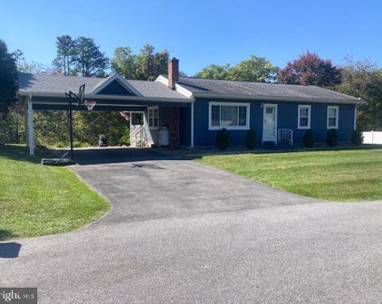 129 Sunset Drive, Berkeley Springs