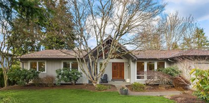 15412 SE 44th Place, Bellevue