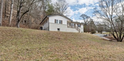 8312 Martin Mill Pike, Knoxville