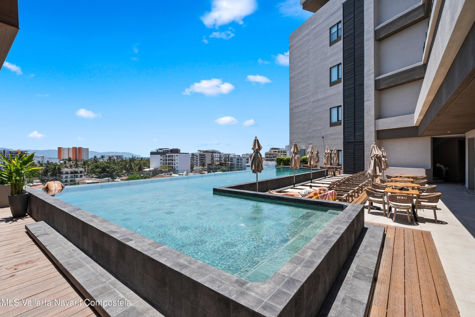 185 AV. FLUVIAL VALLARTA Unit 210, Puerto Vallarta, JALISCO N/A — Fluvial