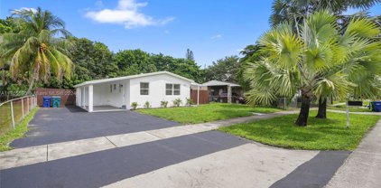 920 Nw 34th Way, Lauderhill