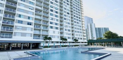 300 Bayview Dr Unit #807, Sunny Isles Beach