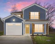 201 Woodland Station Dr, Clarksville image