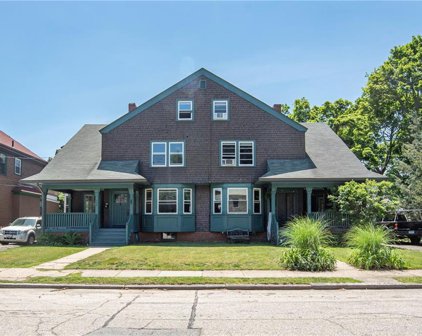 136 Arnold Avenue 138, Cranston