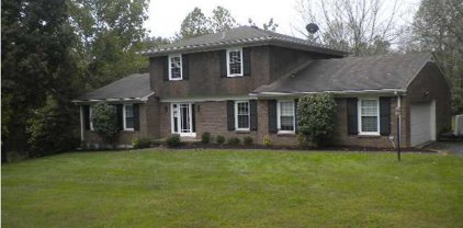 5312 Montfort Ln, Crestwood